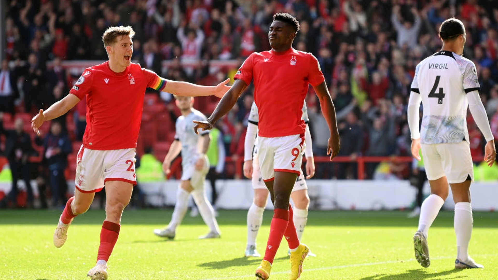 曼联目前缺 曼联目前缺